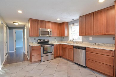 12 Olesen Rd, Derry, NH 03038 - photo 6