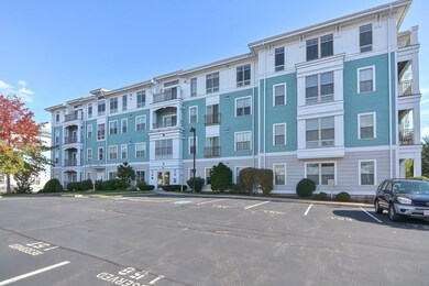 4 Repton Cir unit 4409, Watertown, MA 02472 - photo 2