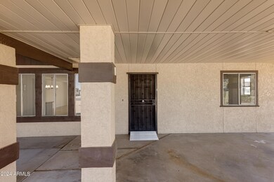 6447 E Rustic Dr-5