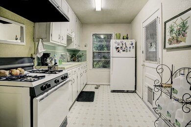 1723 Lamonte Ln, Houston, TX 77018 - photo 5