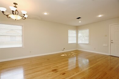 711 Cordell St, Houston, TX 77009 - photo 4