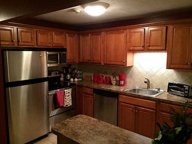 400 New River Rd unit 303, Manville, RI 02838 - photo 2