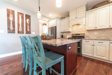 7045 Boardwalk Cir, Crown Point, IN 46307 - photo 5