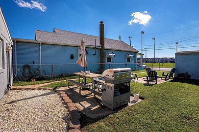 447 W Spicer Ave, Wildwood, NJ 08260 - photo 2