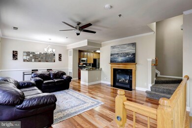 8928 Milford Haven Ct unit 28B, Lorton, VA 22079 - photo 2