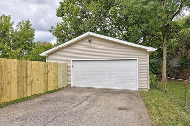 1929 Highland St, Middletown, OH 45044 - photo 2