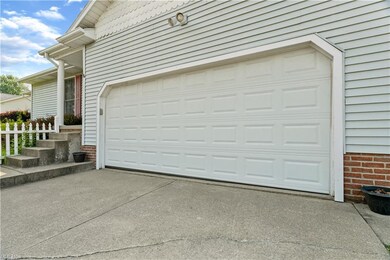 Attached 2 car garage