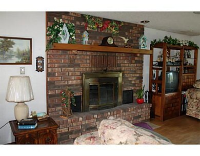 12431 Akita Ln, Lowell, AR 72745 - photo 7