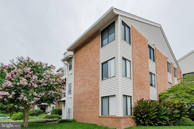 1110 Castle Harbour Way unit 2A, Glen Burnie, MD 21060 - photo 3