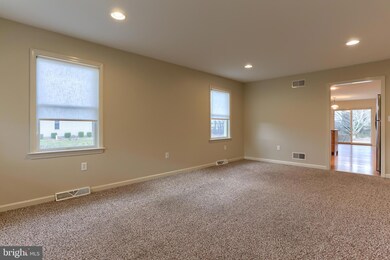 951 Mae St, Hummelstown, PA 17036 - photo 7