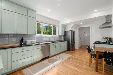 41 Sheridan St, Cambridge, MA 02140 - photo 4