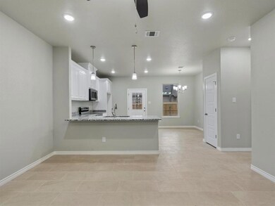 309 Robbins St, Cleburne, TX 76031 - photo 5