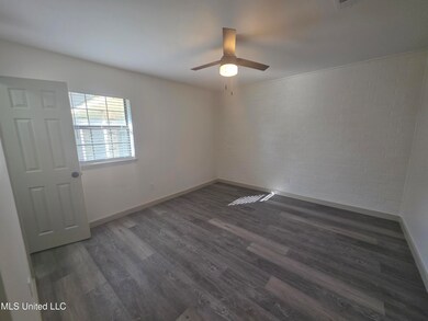 2208 S McGeehee Ln, Picayune, MS 39466 - photo 7