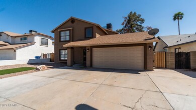 8829 West Windsor Avenue-3