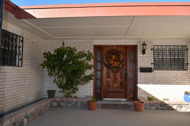 10135 Stoneway Dr, El Paso, TX 79925 - photo 2