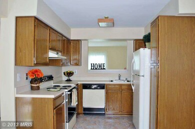 3334 Major Denton Dr, Beltsville, MD 20705 - photo 4