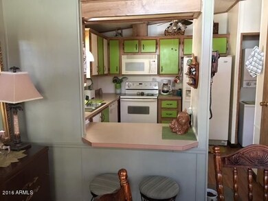 Dining/Kitchen