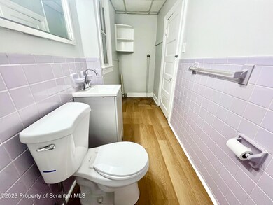 1934 Washburn St unit Fl 1, Scranton, PA 18504 - photo 4