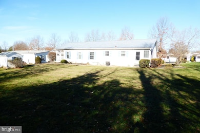 320 W 4th St, Red Hill, PA 18076 - photo 3