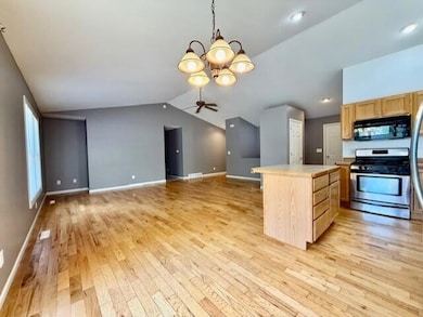 1190 Center St, Muskegon, MI 49442 - photo 4