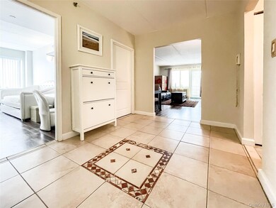 Ocean Grande unit 3N, Rockaway Park, NY 11694 - photo 5