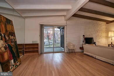 3404 Barger Dr, Falls Church, VA 22044 - photo 7