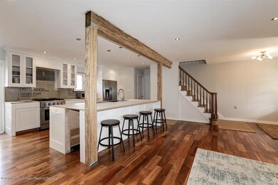 19-41Parkway0019