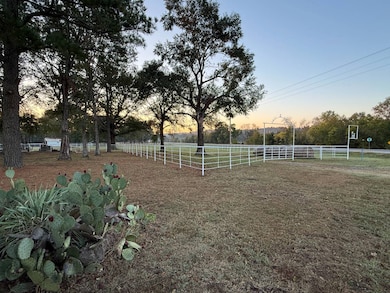 6120 SW 1100th Ave, Wilburton, OK 74578 - photo 4