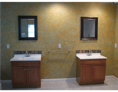 Master Bath/Spa.