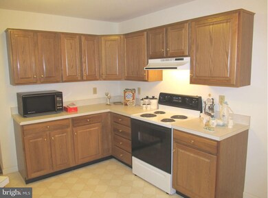 417 Deborah Ct, Chambersburg, PA 17201 - photo 4