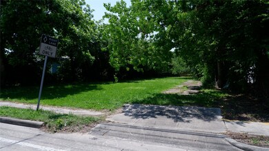 Drive way into property