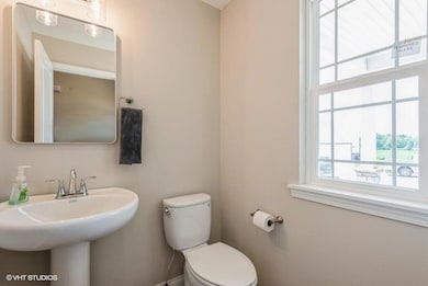 504 Hatch Lake Pkwy, Valparaiso, IN 46385 - photo 3