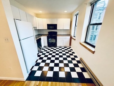 13 Thacher St unit 4, Boston, MA 02113 - photo 7