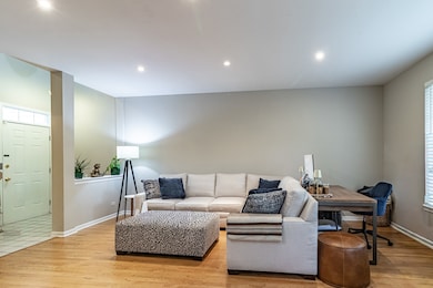 431 Pine Lake Cir unit 431, Vernon Hills, IL 60061 - photo 6