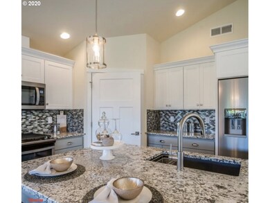 2020 SE Academy St, Dallas, OR 97338 - photo 5