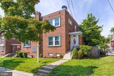 5520 Chillum Place NE, Washington, DC 20011 - photo 2