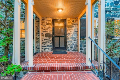 2436 Pickwick Rd, Gwynn Oak, MD 21207 - photo 3