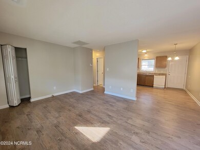 155 Lakewood Dr unit A, Jacksonville, NC 28546 - photo 3