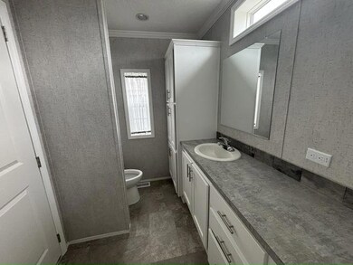 1232 Maplewood Dr unit 1232, Lockport, NY 14094 - photo 7