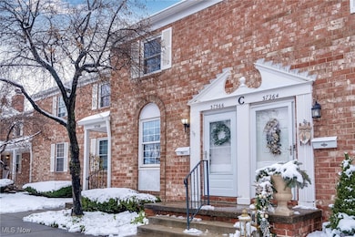 37366 Euclid Ave, Willoughby, OH 44094 - photo 2