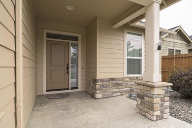 4-web-or-mls-1737 NW Upas Ave, Redmond-4