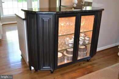 1141 Randolph Rd, McLean, VA 22101 - photo 7