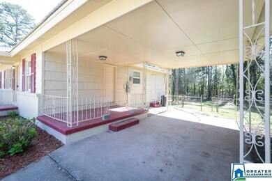 413 19th Terrace NE, Center Point, AL 35215 - photo 4
