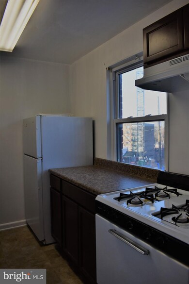 8809 Plymouth St unit 5, Silver Spring, MD 20901 - photo 2