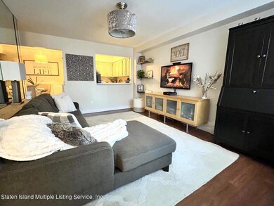 30 Croft Ct unit A, Staten Island, NY 10306 - photo 3