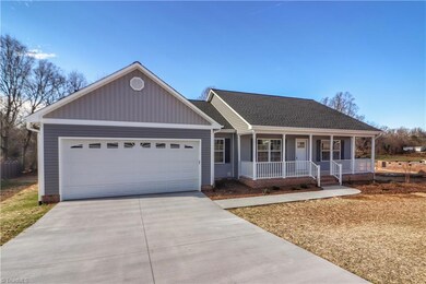 128 Loneheart Ln, Statesville, NC 28625 - photo 3