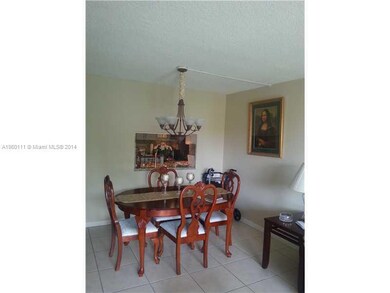 9360 Fontainebleau Blvd unit 408, Miami, FL 33172 - photo 6