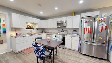 1410 - Kitchen