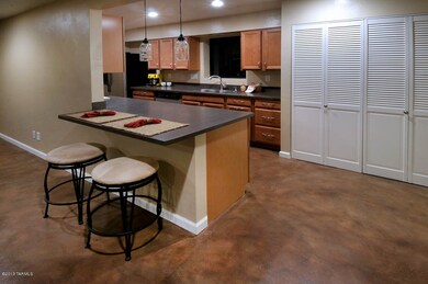 4463 E Cooper Cir, Tucson, AZ 85711 - photo 5
