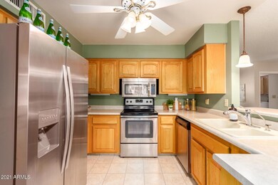 Light and Bright Kitchen
